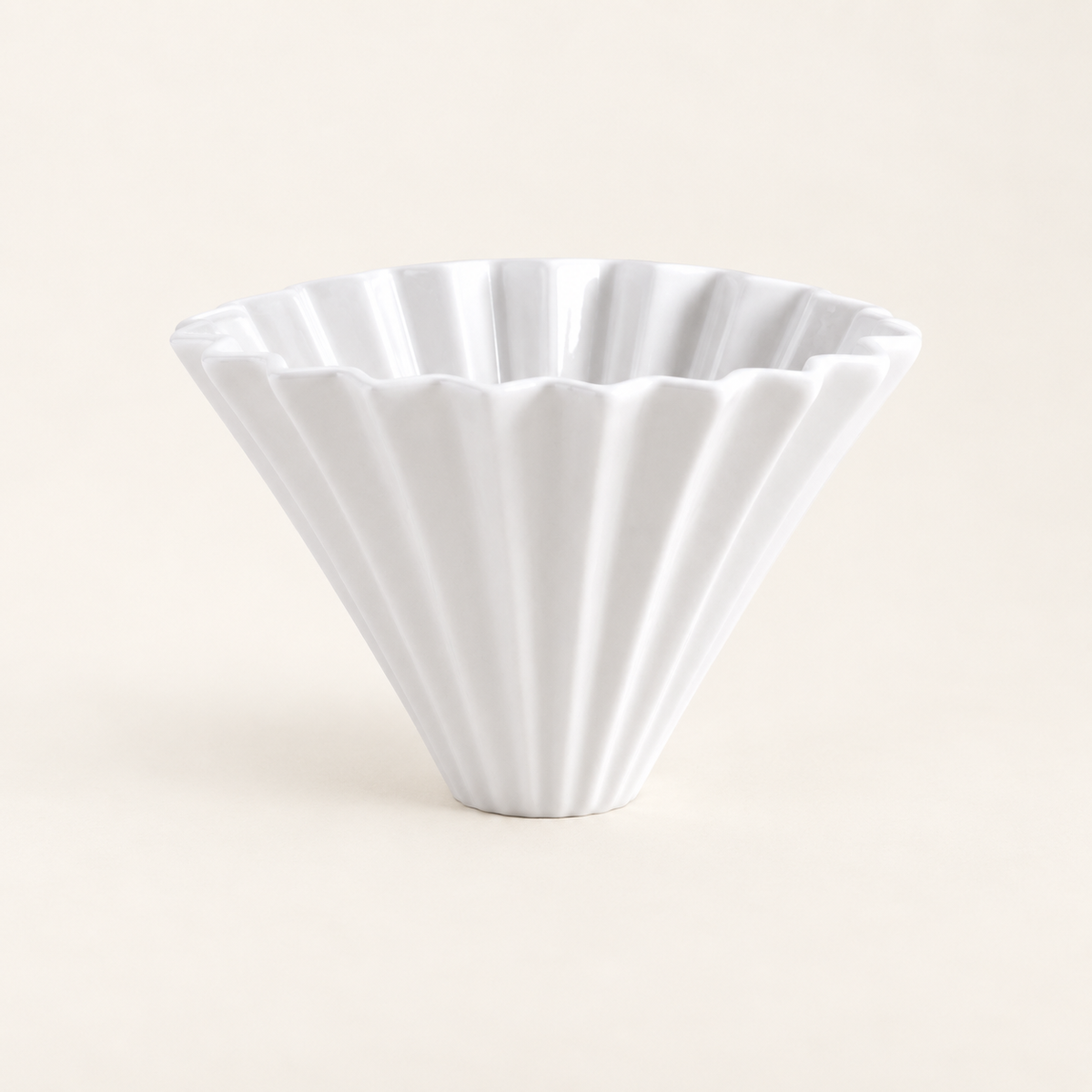 Ceramic pour-over coffee dripper, another view and included pieces