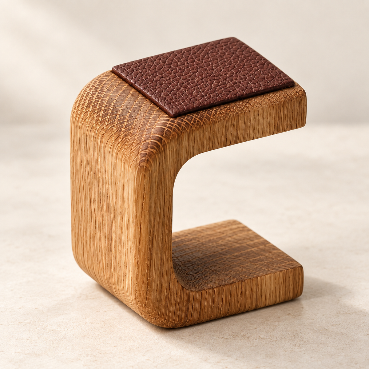 Resting Watch Stand - Oak Tone: close-up detail