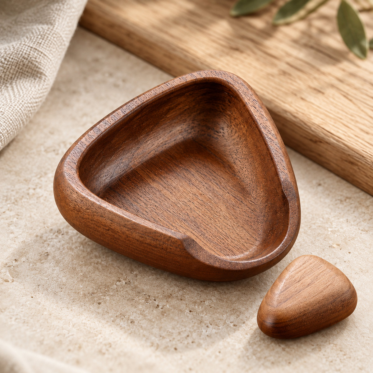 Quiet Measure Coffee Bean Dosing Tray - Dark Timber: close-up detail