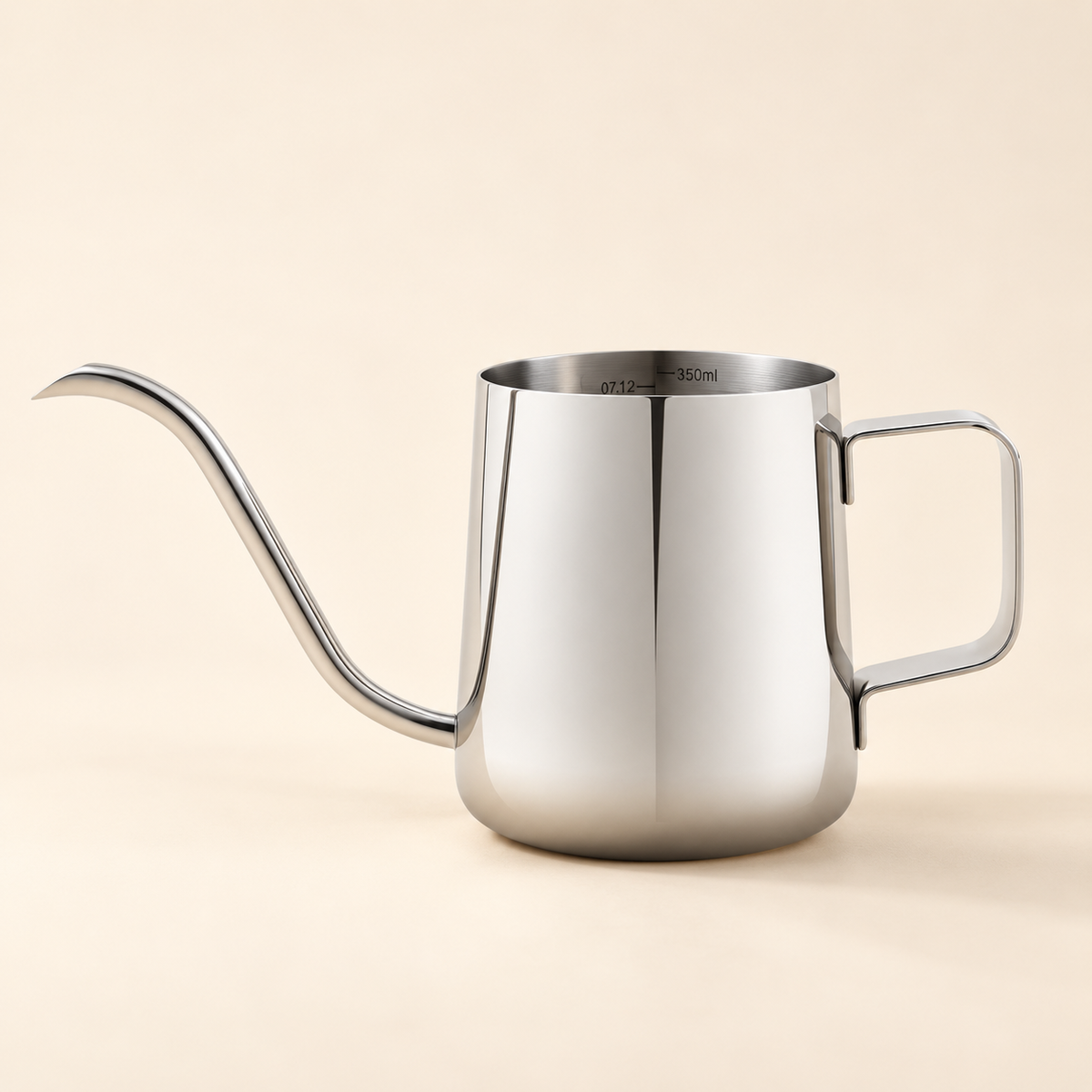 Small watering can, 350 ml in the cream studio